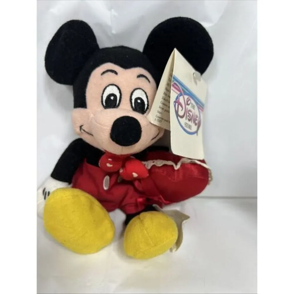 Disney Store Mickey Mouse Valentine Holding Heart Bean Bag Plush With Tag 8‎ in